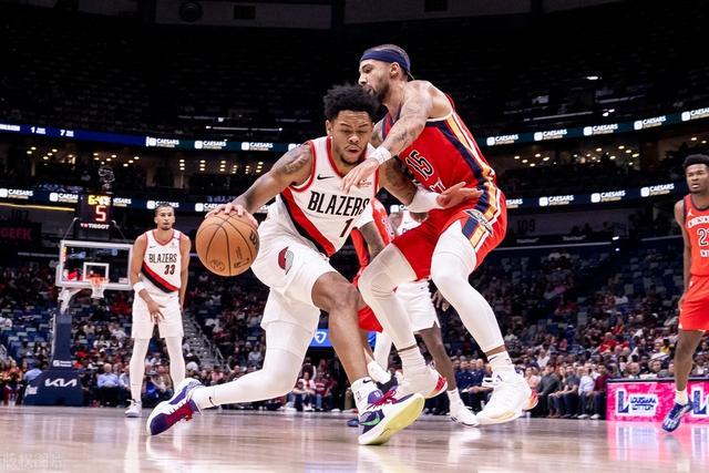 浓眉40+15詹姆斯31分 湖人险胜送奇才13连败